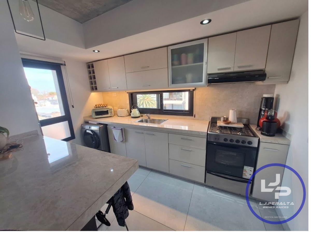 Foto de EN VENTA DEPTO. 2 AMBIENTES C/ 3 COCHERAS APTO CRÉDITO - Gral. Félix, imagen 1