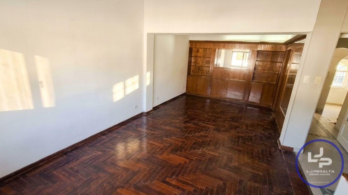 Foto de EN VENTA PH TIPO CASA 3 AMBIENTES EN PB COMPLETA CON COCHERA Y PATIO, imagen 1