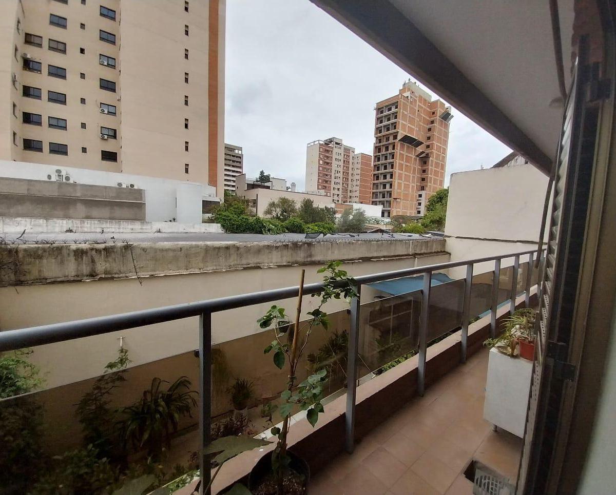 Venta Departamento 3 Dorm. en Crisostomo Alvarez Al 1000 3