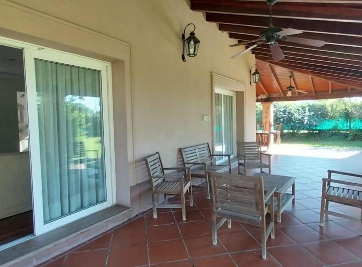 Foto de Casa Country 3D en venta Moreno y Av Peron, imagen 2