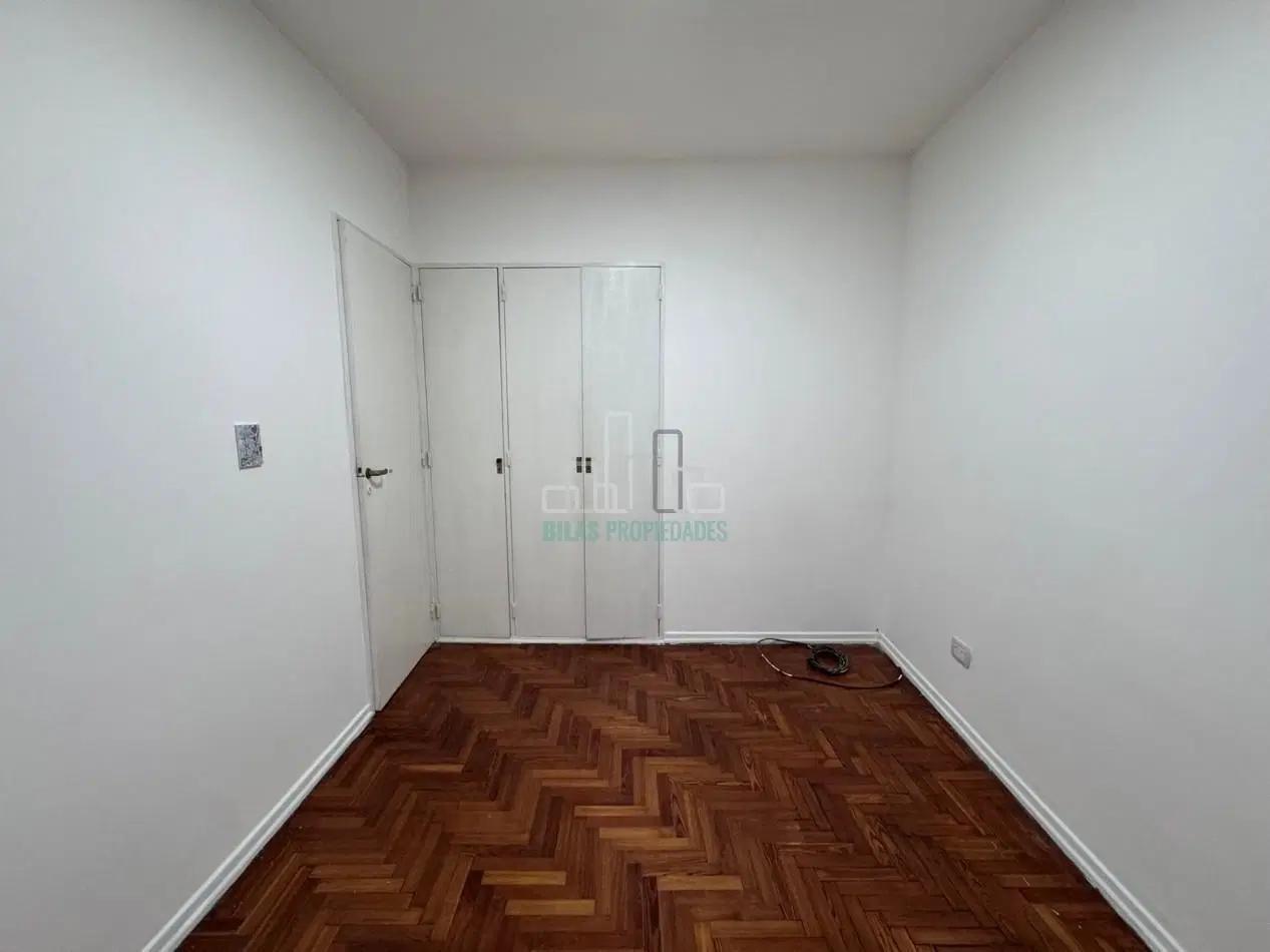 ALQUILER 3 Ambientes con Comedor Diario, Balcon Corrido y Lavadero Independiente en Almagro 8