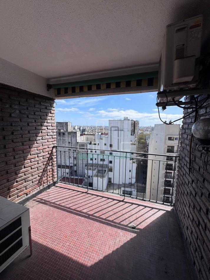 Foto de PISO 16 AL FRENTE CON BALCON Y VISTA ABIERTA | APTO CREDITO | CABALLITO, imagen 1