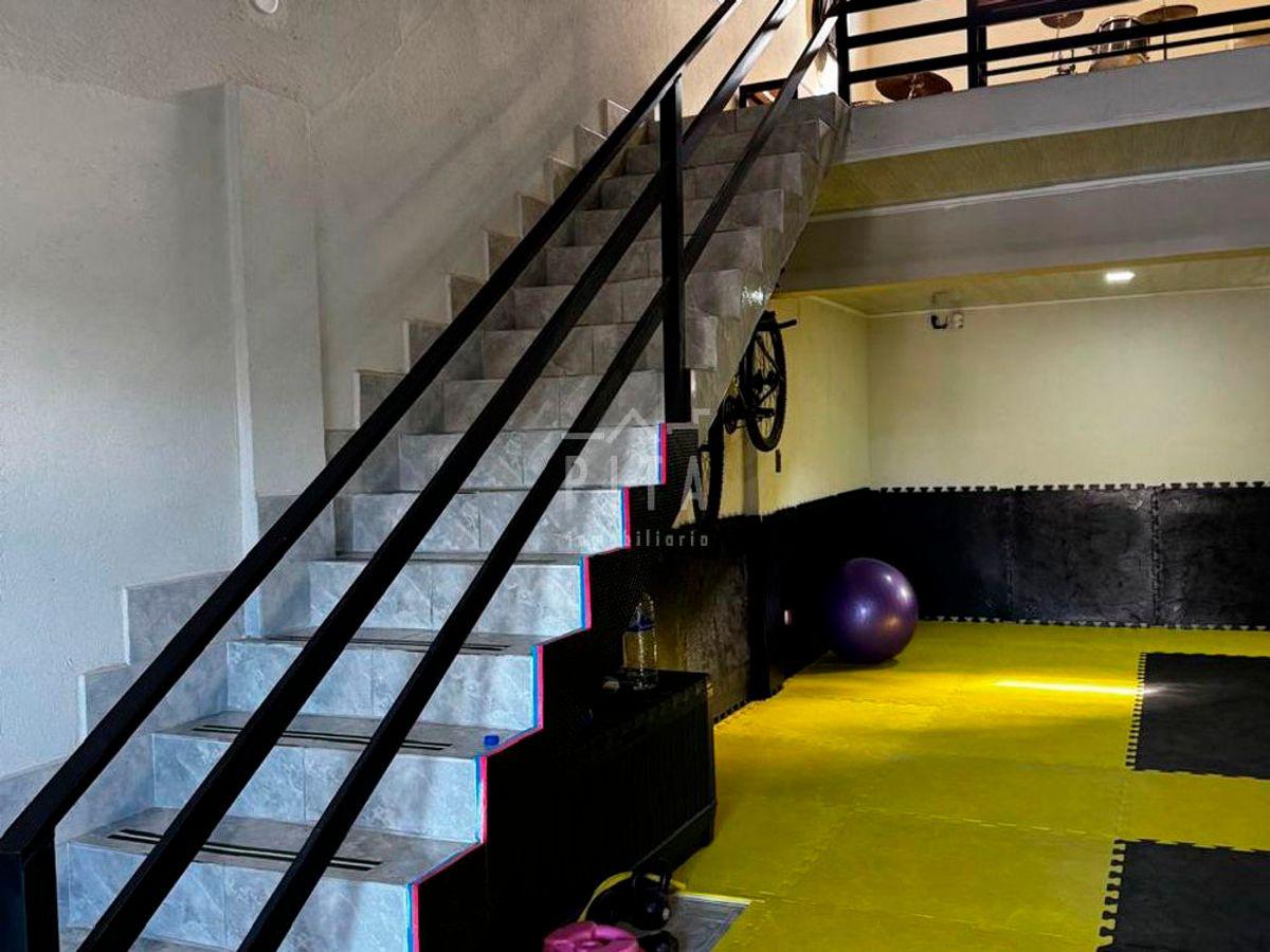 Foto de Local comercial de 107 m² en alquiler en Cipolletti, imagen 4