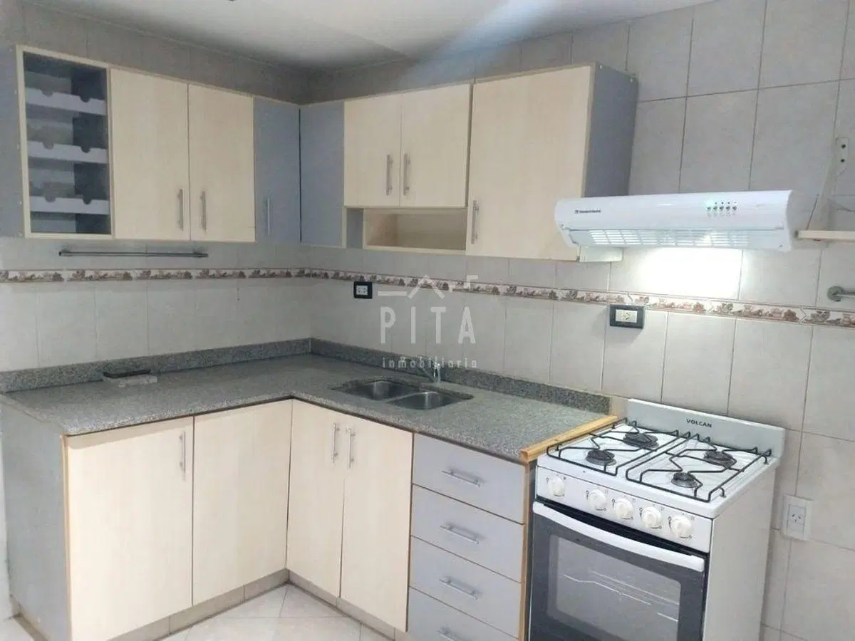 Duplex en alquiler en Borlengui al 300 de Neuquén 1
