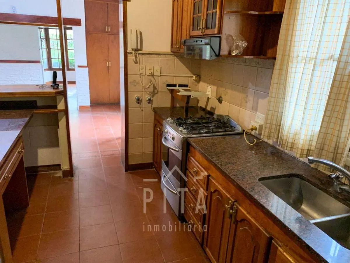 Casa en Urquiza al 100 Cipolletti 4