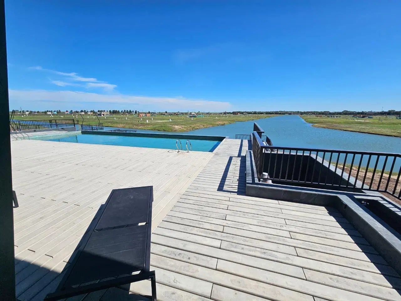 LOTES EN CANAL CENTRAL  Funes Lakes 3