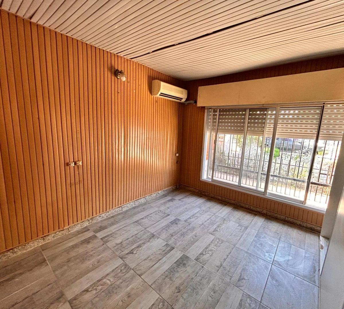 Parana 300, Vgg, Casa de 3 Dorm. + Departamento 1 Dorm 2