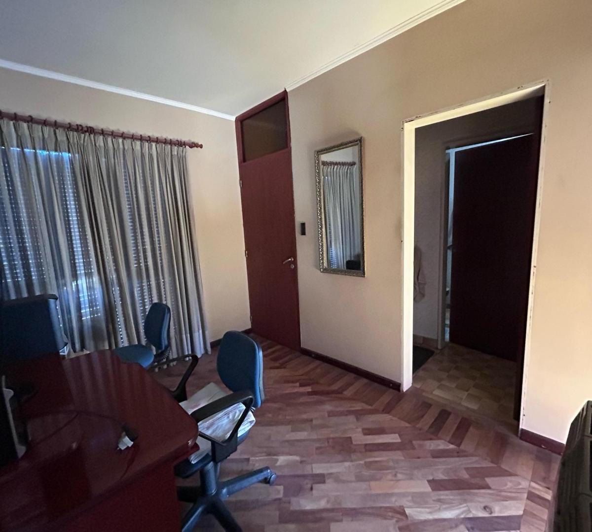 Casilda, Buenos Aires 4000, Casa 3 Dorm., Cochera 4