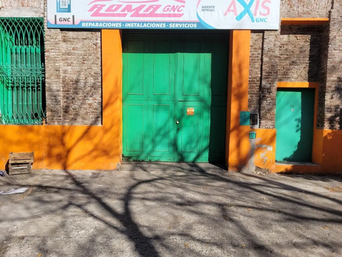 Cochabamba 1300, Galpon Comercial, 197 m2, excelente zona. 1