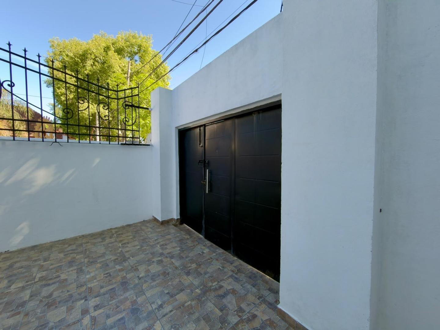 Foto de Buenos aires 5500, casa amplia de 2 dormitorios mas comodín., imagen 3