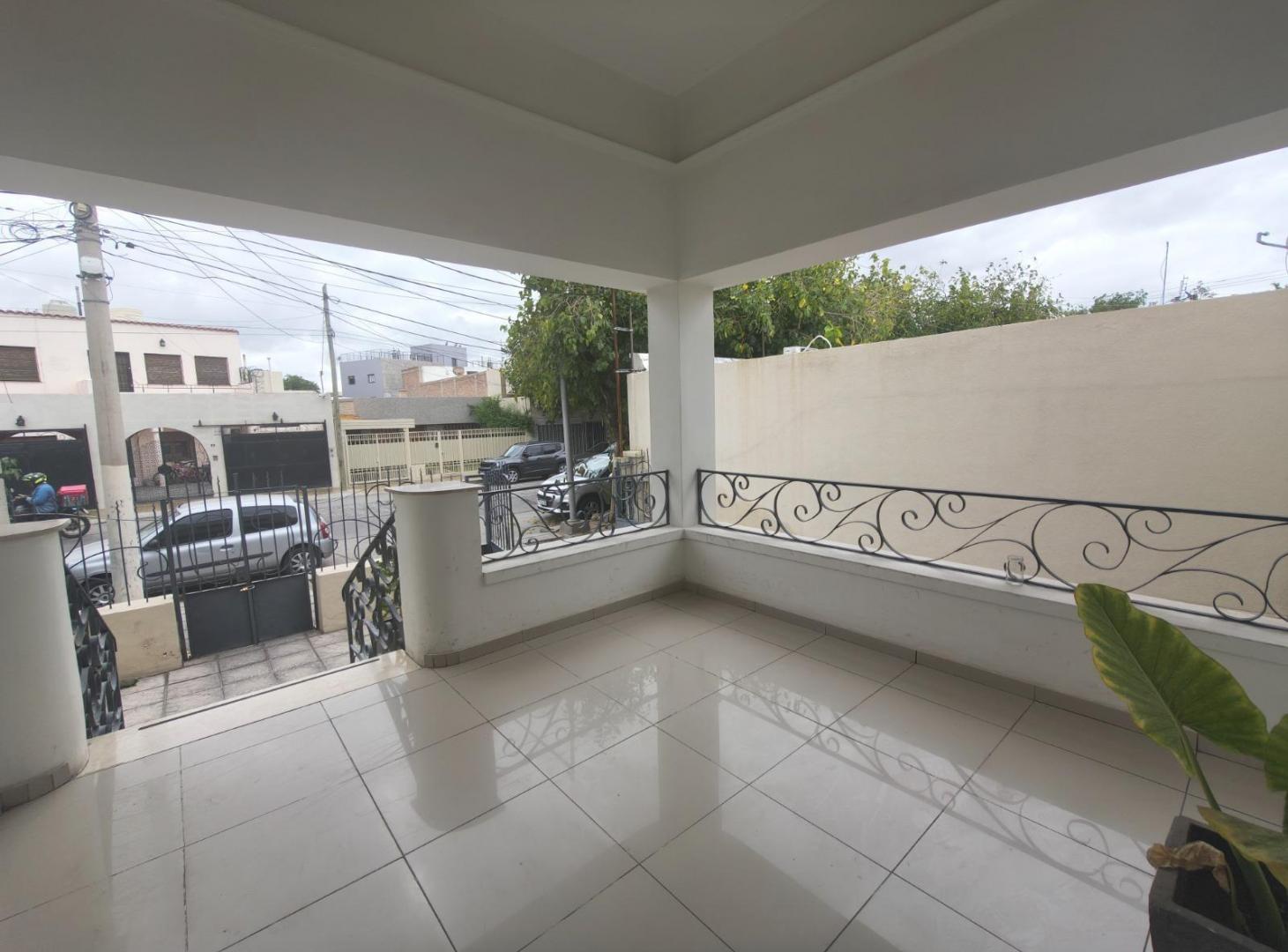 Foto de Gran Casa en Pedro Echagüe 34(o), imagen 3
