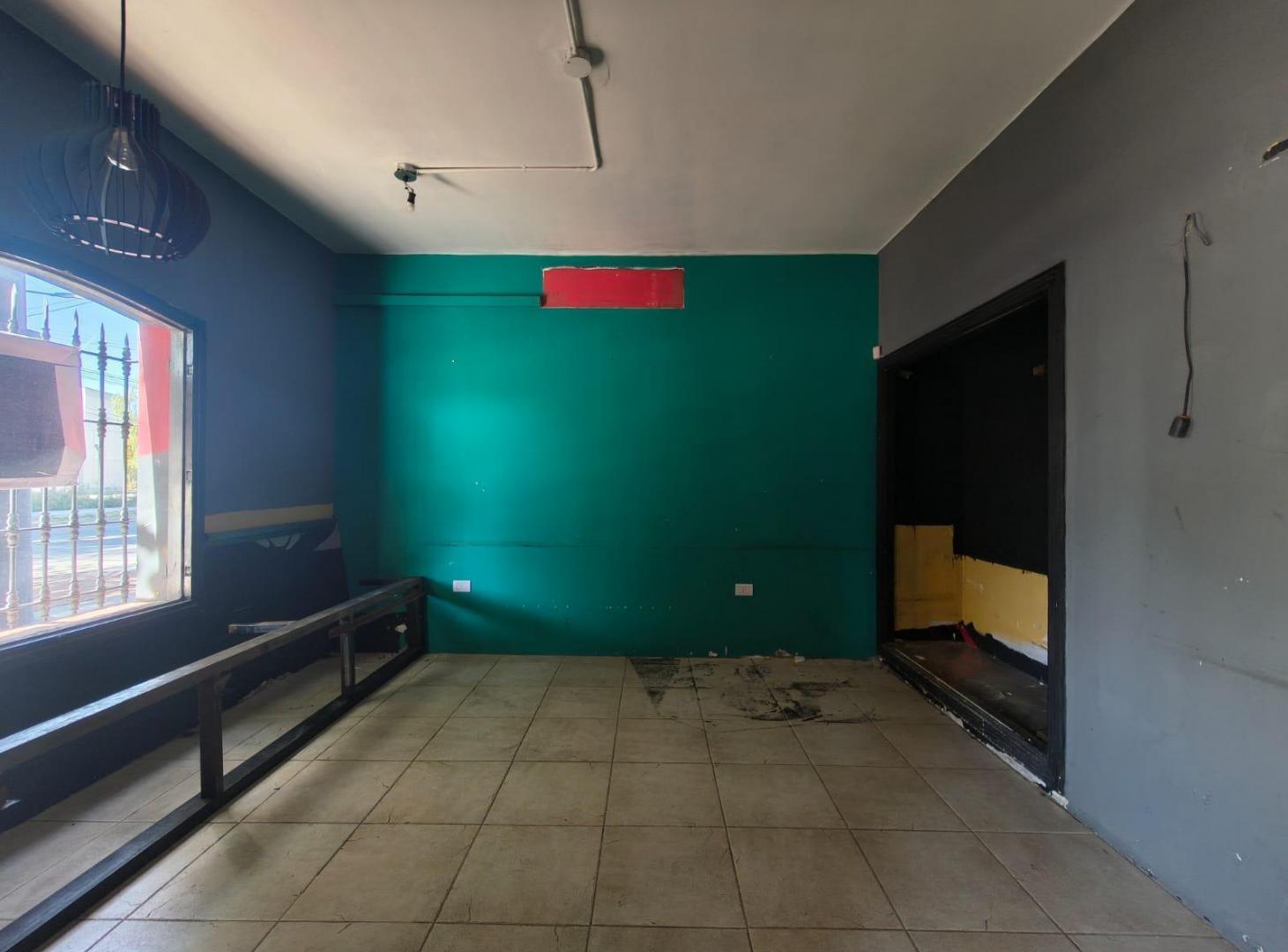 Foto de Local en Rivadavia. Meglioli 159(s), casi Ituzaingó., imagen 5