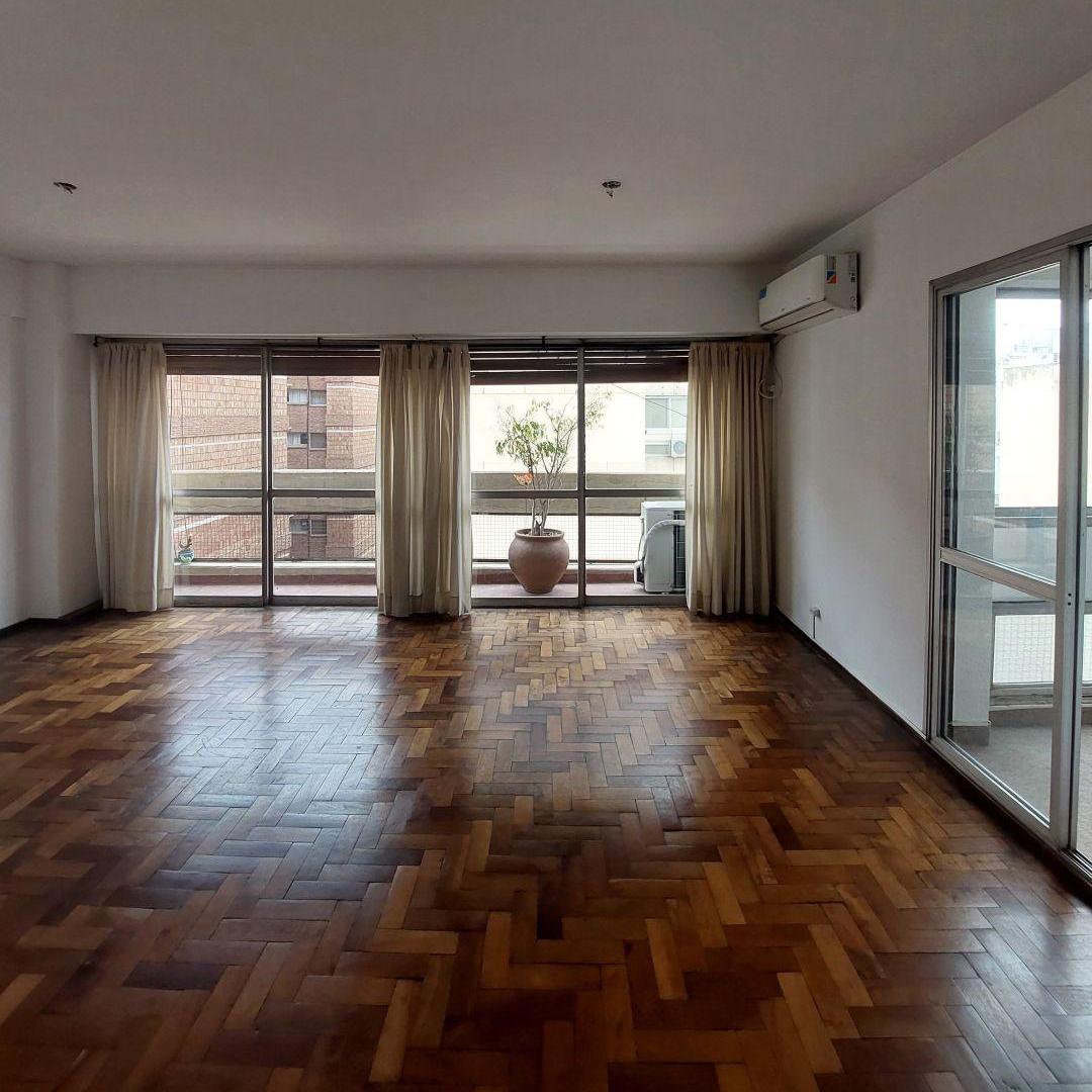 Foto de Venta Dpto 3 Dorm Con Cochera Complejo Alas II - Av. Colon 845, imagen 1