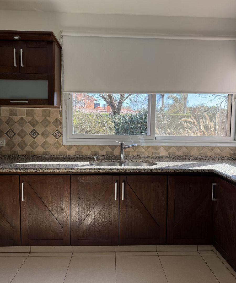Foto de Casa 4 dormitorios en alquiler en Bosque Alegre, Villa Allende, imagen 5