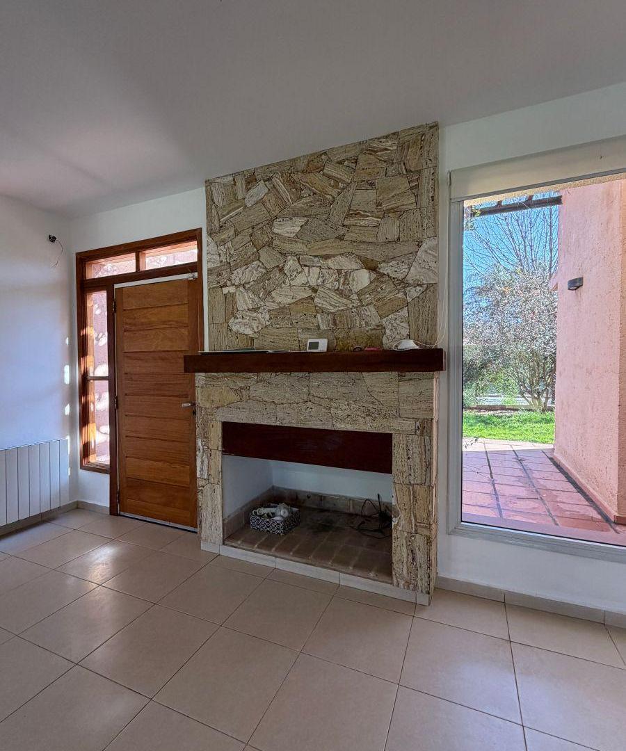 Foto de Casa 4 dormitorios en alquiler en Bosque Alegre, Villa Allende, imagen 2