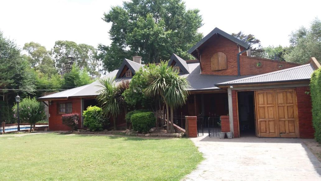 San Vicente - Chalet con Pileta (Nuevo Valor)