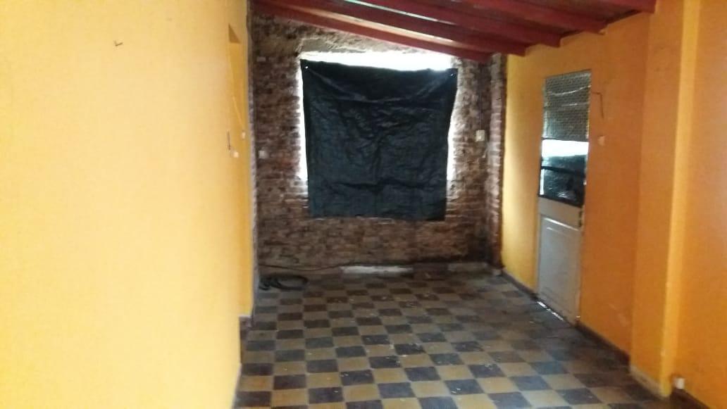 A. Korn _ Casa con Amplio Lote 2