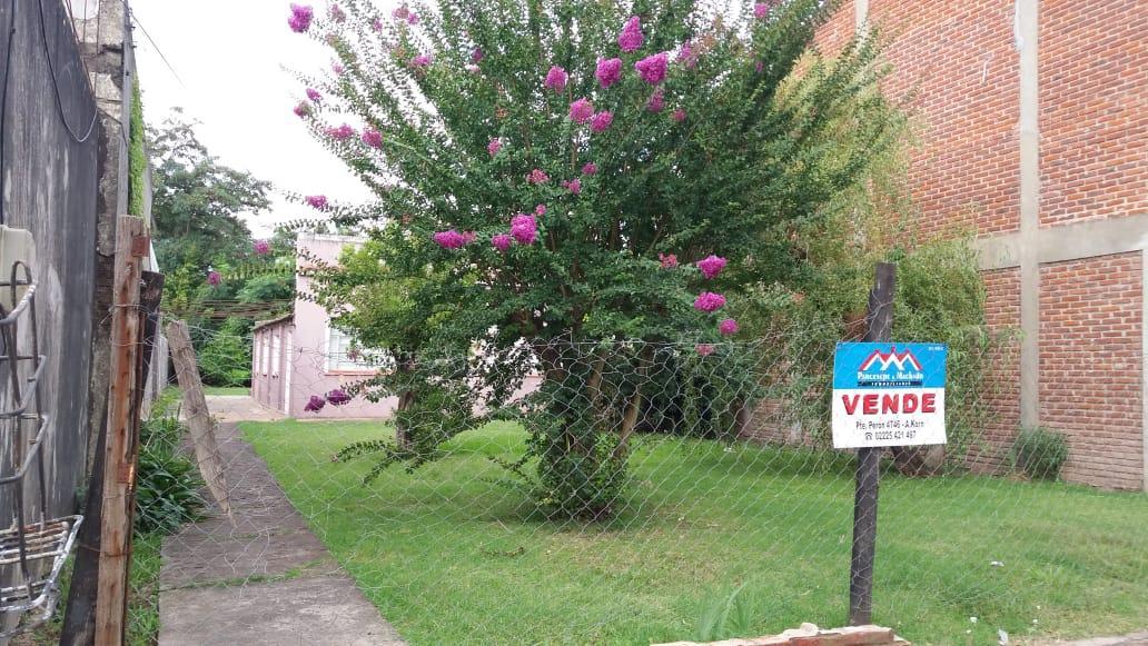 A. Korn _ Casa con Amplio Lote 1