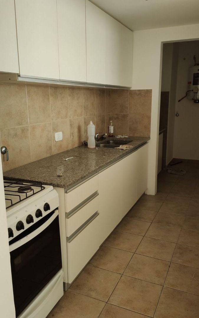 Foto de Departamento de 45 m² con 1 habitación en alquiler en La Plata, imagen 5