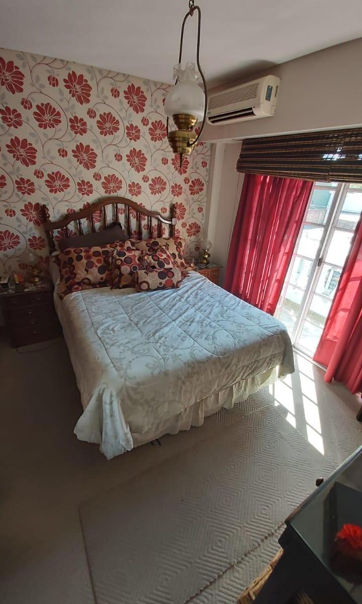 Foto de VENTA Triplex de 3 ambientes con cochera, imagen 4