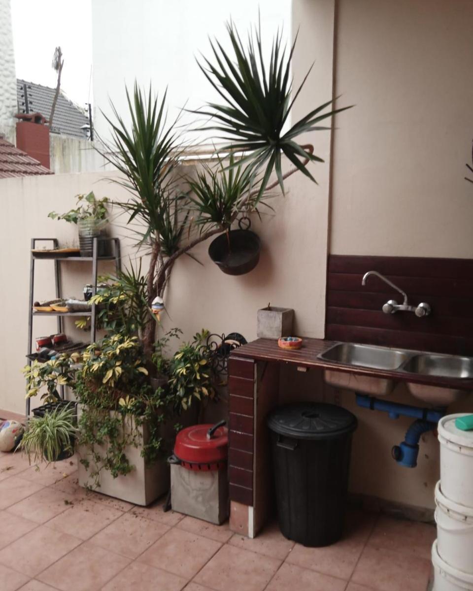 Triplex de 4 ambientes