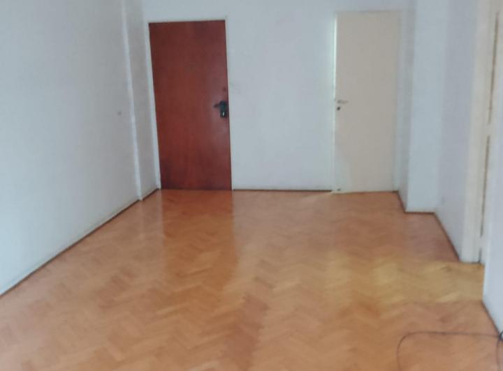 Caballito – 5 amb. con balcón corrido, súper luminoso – Dueño directo 1