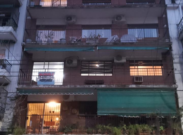 Caballito – 5 amb. con balcón corrido, súper luminoso – Dueño directo 2