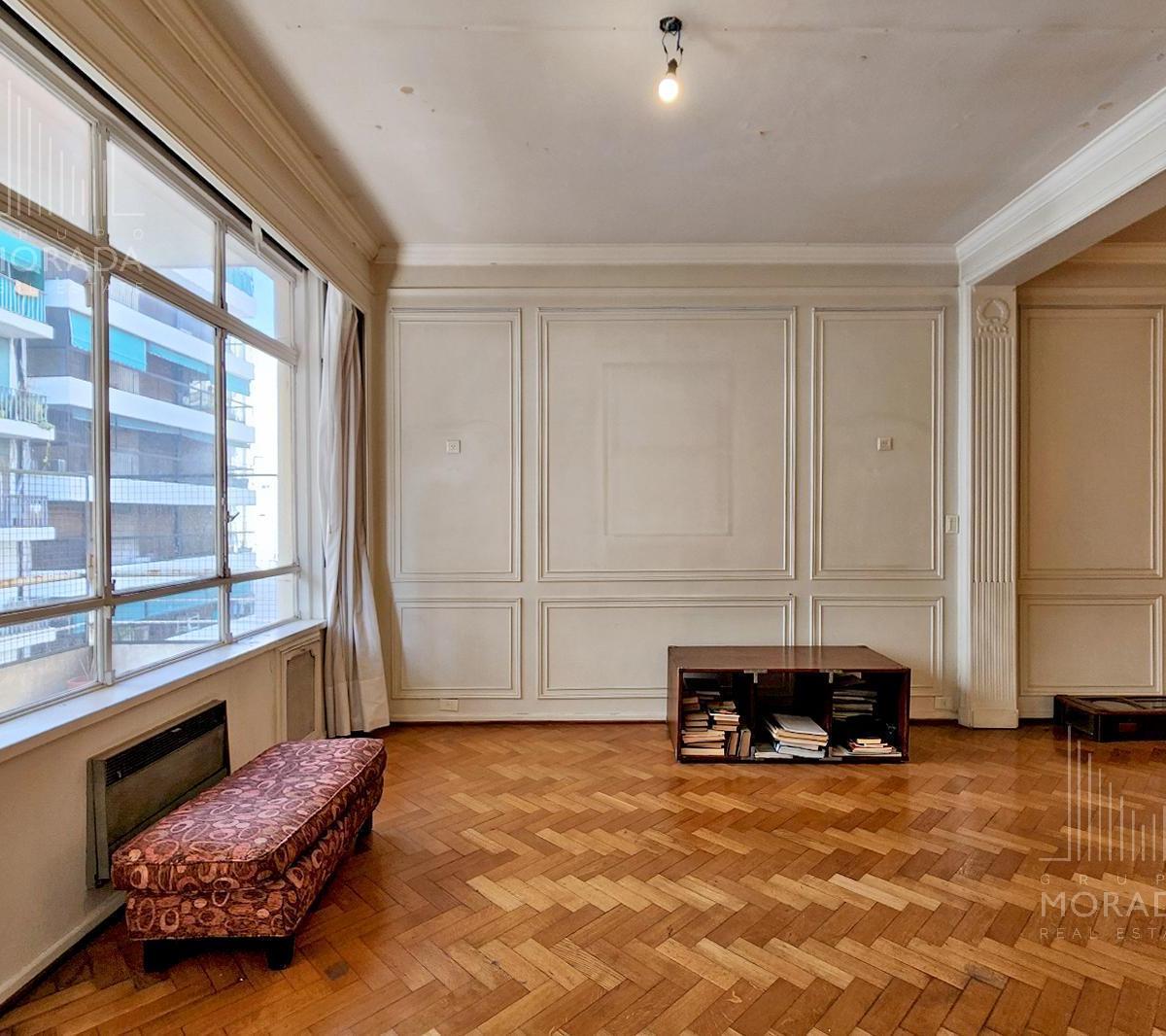 Venta Departamento Semipiso 5 Amb. con Baulera en Recoleta 1