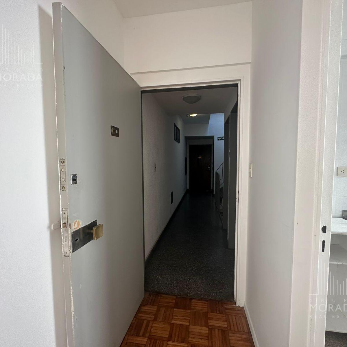 Departamento en Venta en Palermo 2 Ambientes Excelente Estado 3