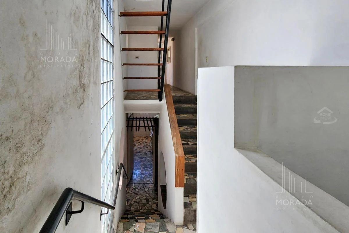 Magnifico PH a Remodelar en Barrio River 4