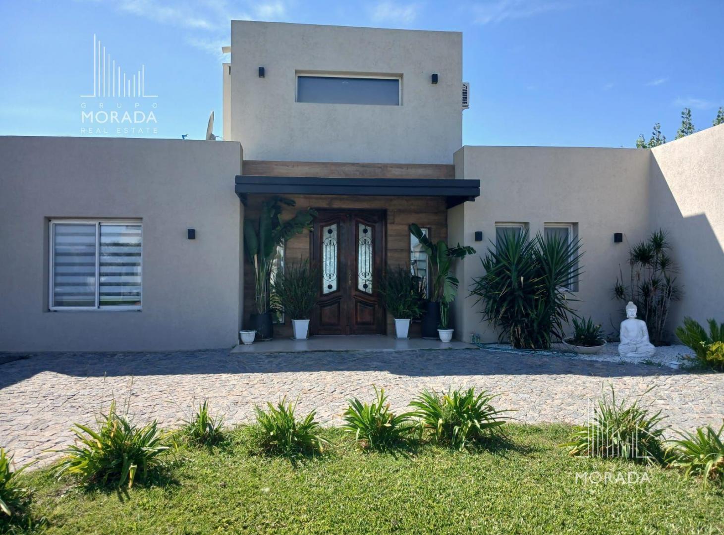 Foto de Casa en venta 4 ambientes a la laguna Barrio Cerrado San Sebastian, imagen 1