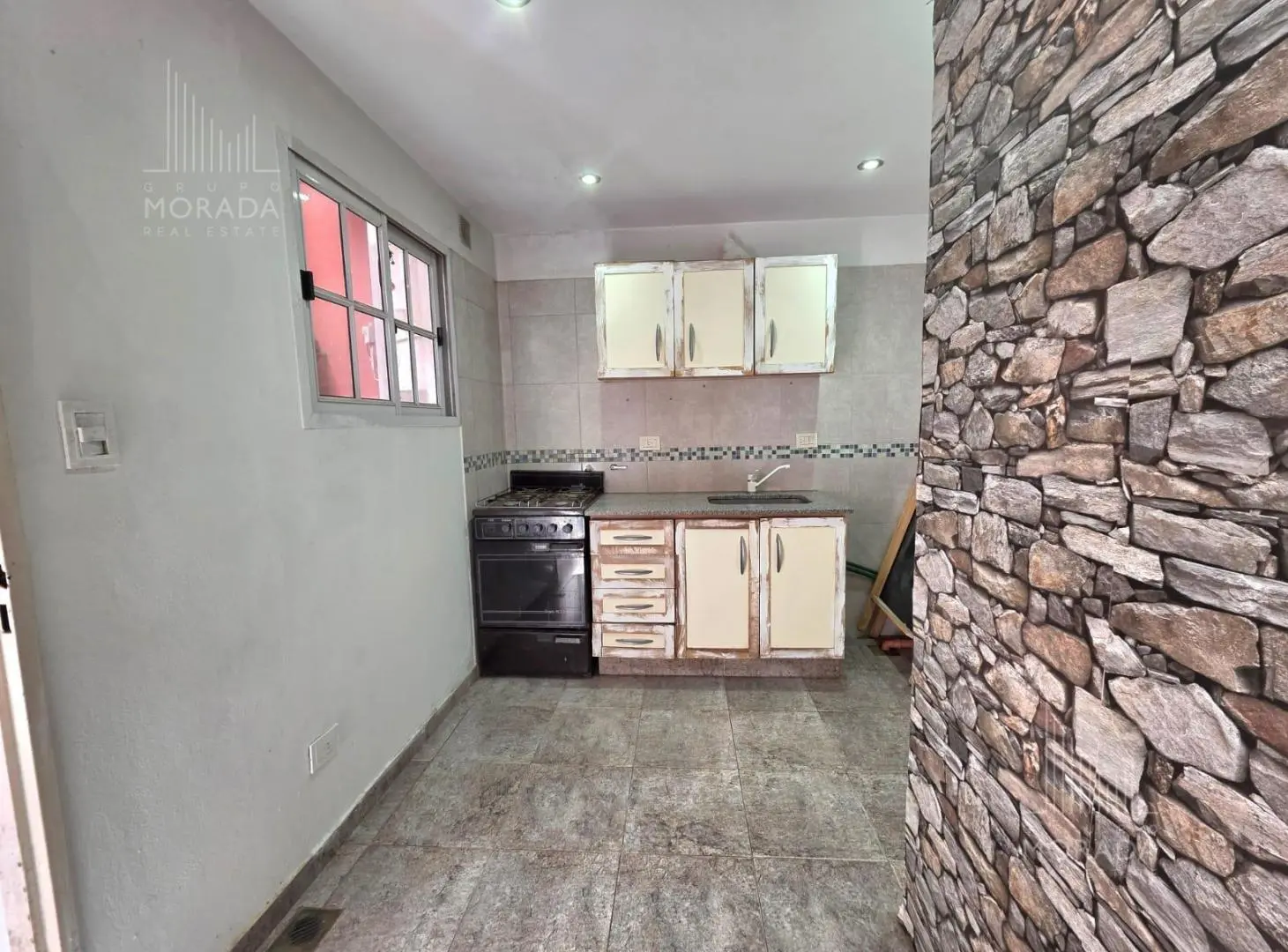 Venta casa 4 ambientes en Pilar 5