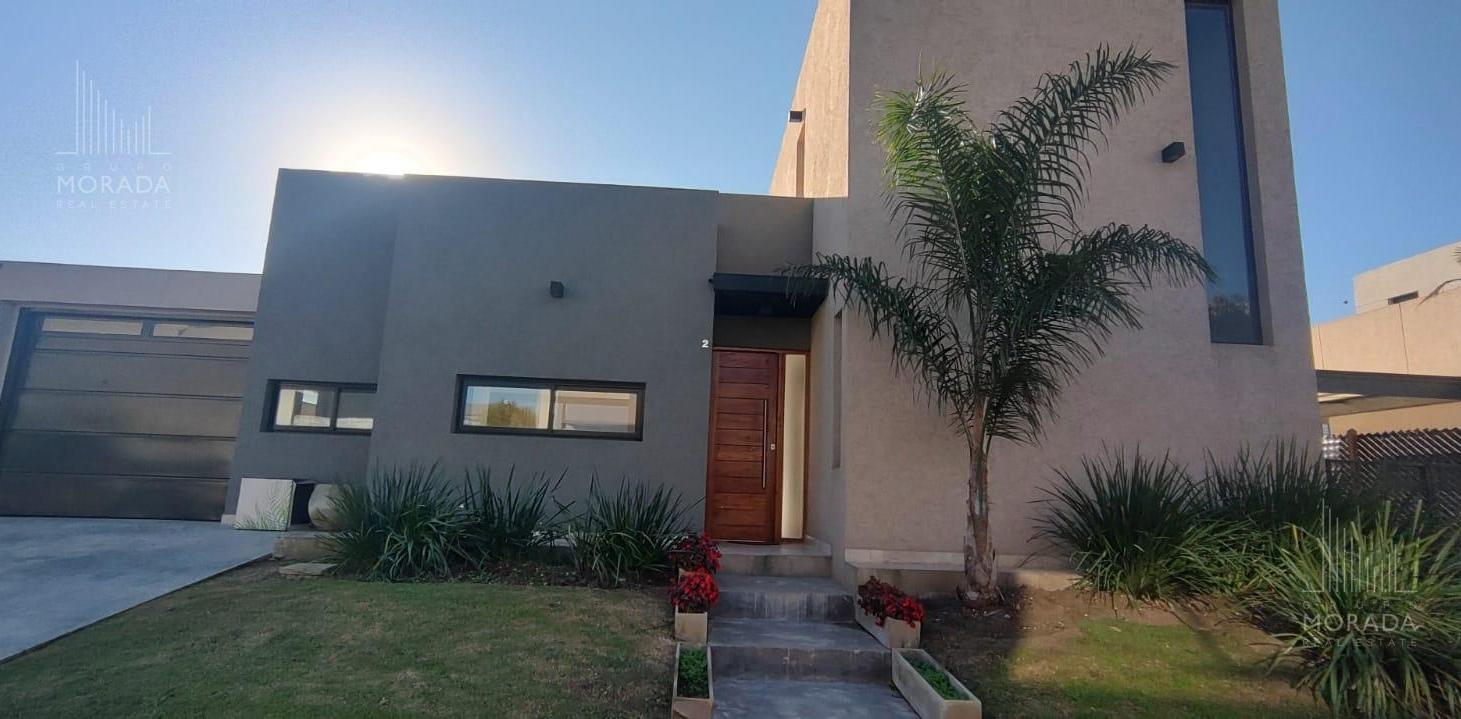 Casa en venta de 4 amb en Spring Park