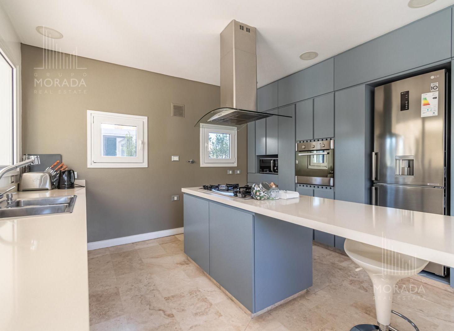 Foto de Casa en Venta en Ayres Plaza, imagen 2