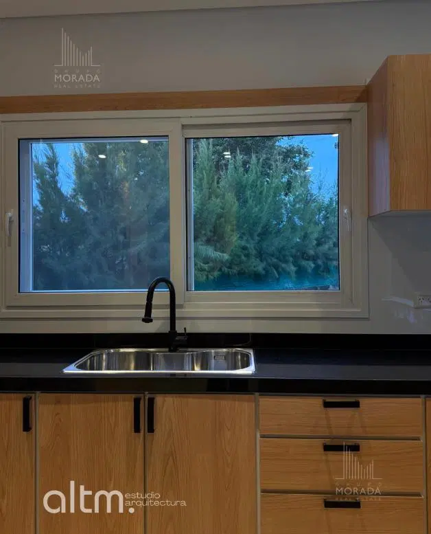 Casa en venta 8 ambientes en barrio cerrado Costa Azul Neuquen 3