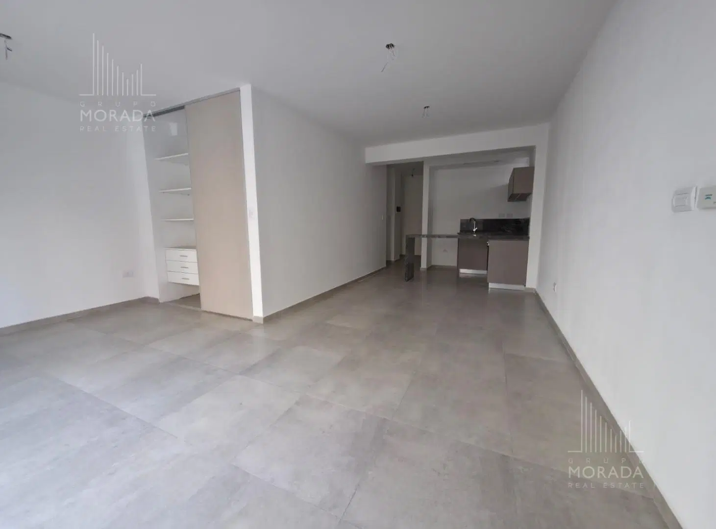 Departamento con balcon y pileta en Flores 2