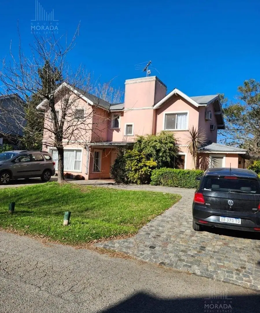 Casa en Lomas Benavidez 2