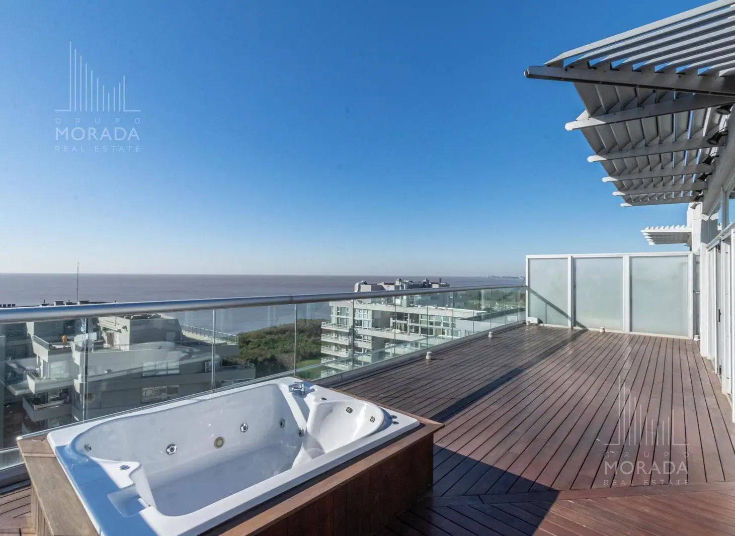 Departamento en Venta de 4 Ambientes Edificio La Palmera Olivos 2