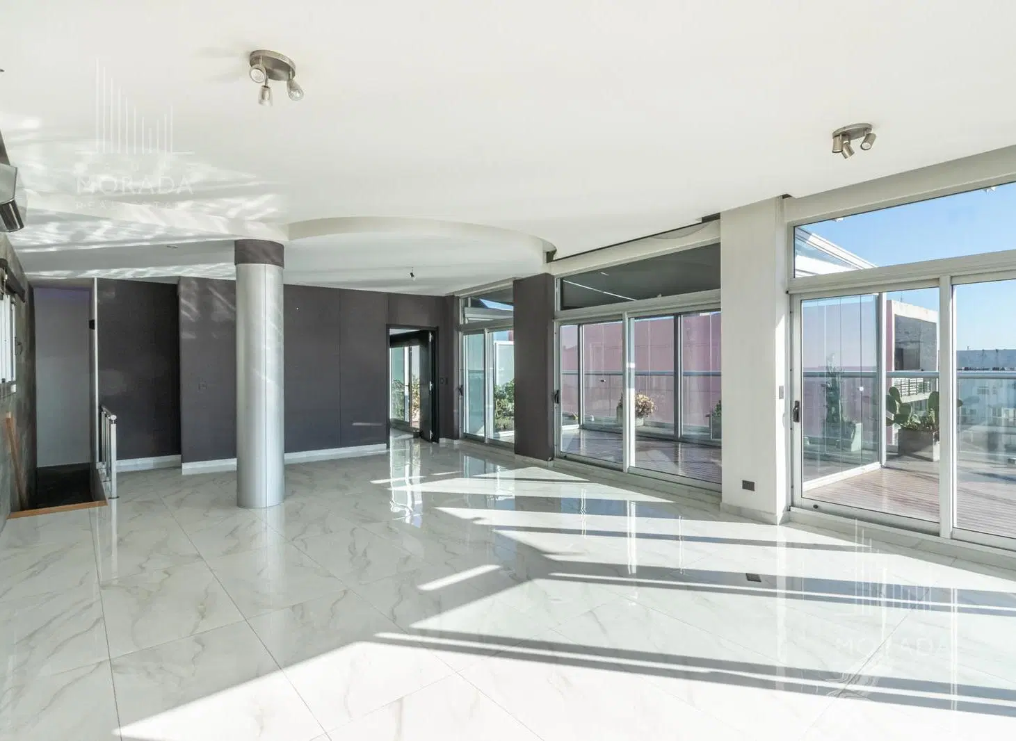 Departamento en Venta de 4 Ambientes Edificio La Palmera Olivos 2