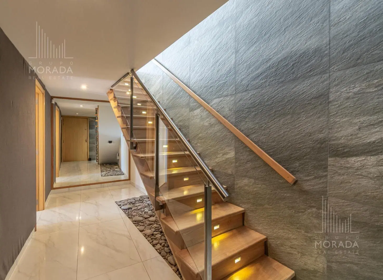 Departamento en Venta de 4 Ambientes Edificio La Palmera Olivos 8