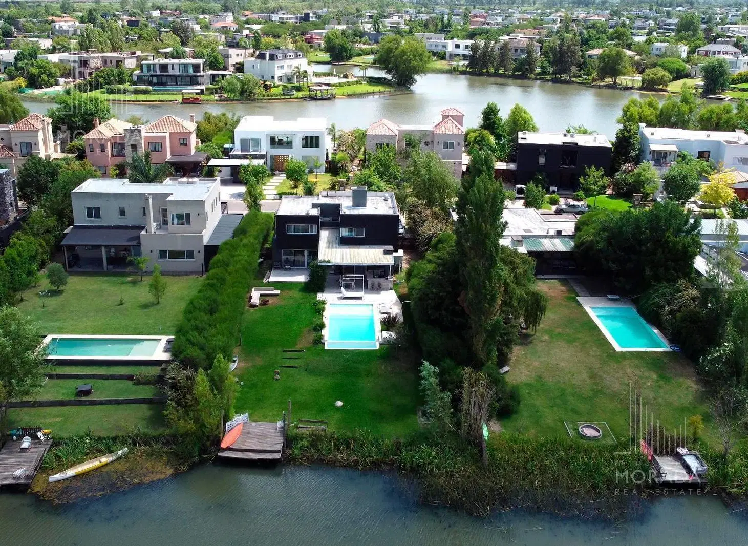 Venta Casa 5 Ambientes a la laguna en Barrio San Marco Villanueva 3