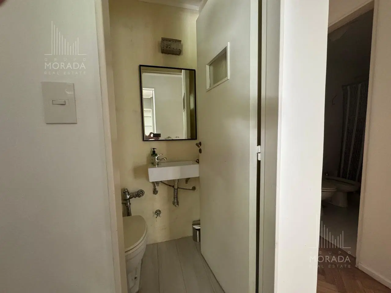 VENTA DEPARTAMENTO 3 AMBIENTES CON DEPENDENCIA EN RECOLETA 4