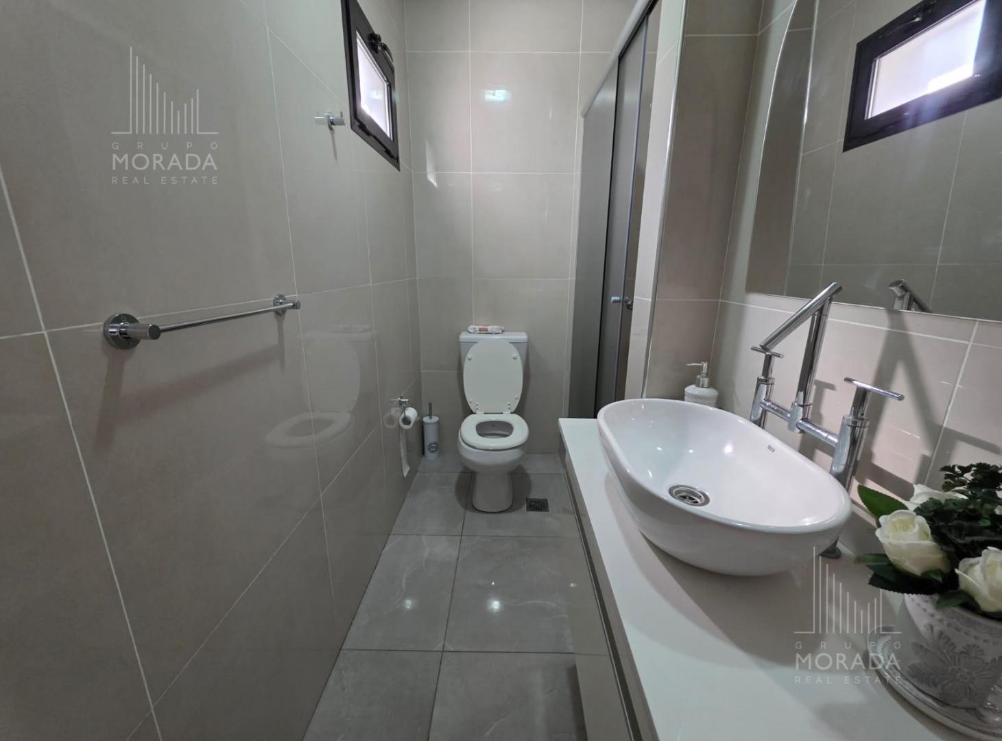 Foto de Casa en venta 6 ambientes con parque y pileta en Country Pilar. Apta credito., imagen 1
