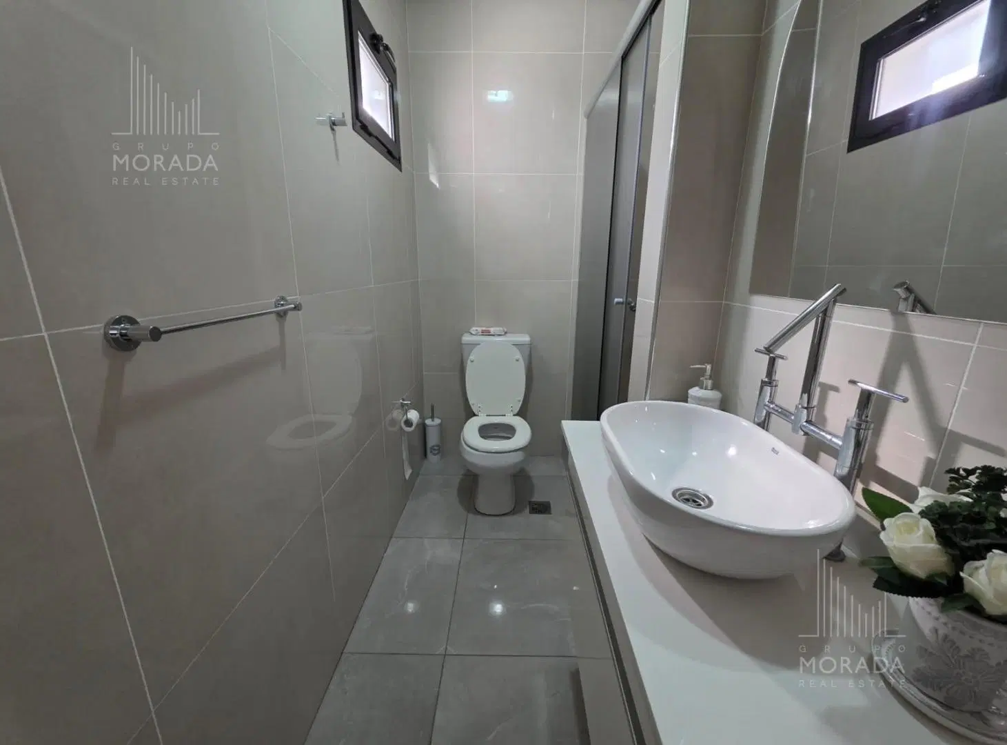 Casa en venta 6 ambientes  con parque y pileta en Country Pilar. Apta credito. 1