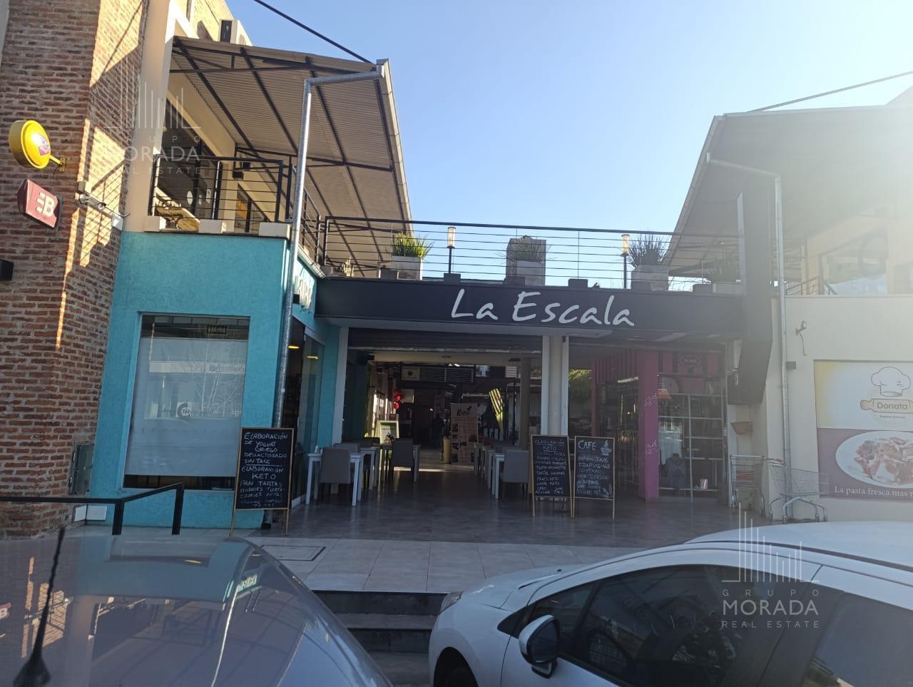 Foto de Local en venta con Renta, Centro Comercial La Escala, Caamaño, imagen 1