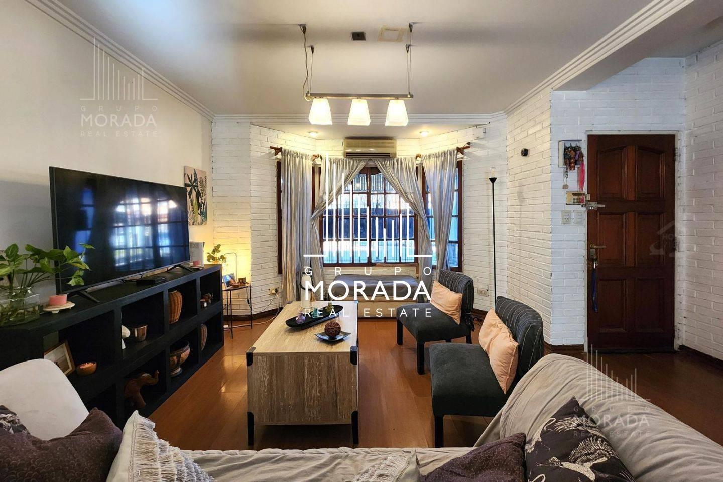 Foto de VENTA Duplex 4 Ambientes 3 Plantas con jardin, quincho y pileta en, imagen 3