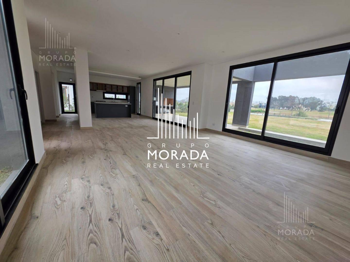 Foto de Casa en venta al agua de 5 ambientes en Canton Golf, imagen 2