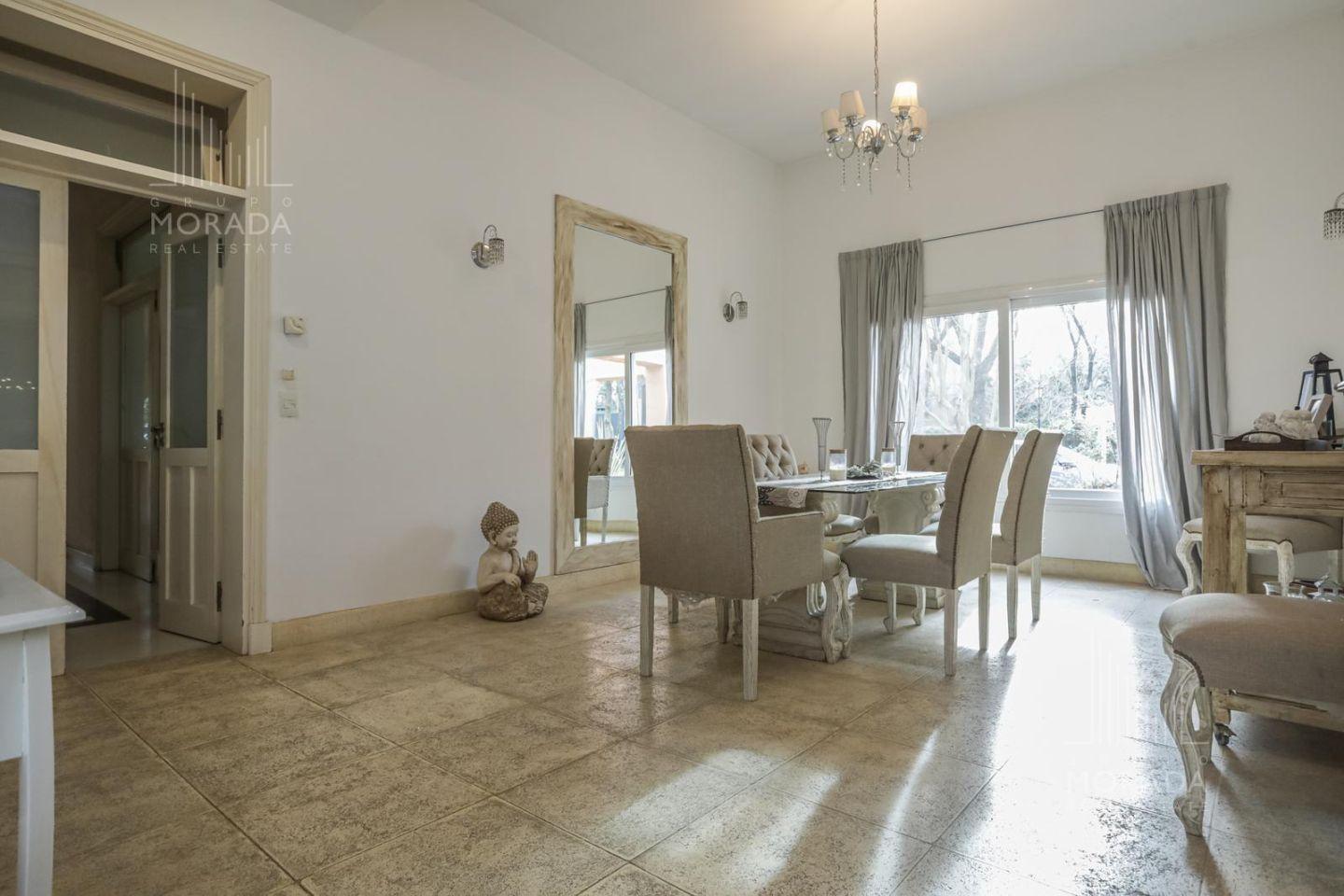 Foto de Casa venta Barrio Guido Pilar, imagen 2