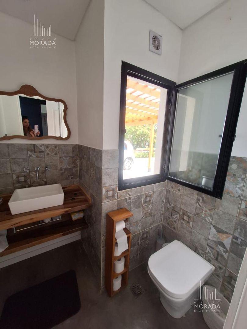 Foto de Casa en venta en Manzanares de 6 ambientes con pileta, imagen 2