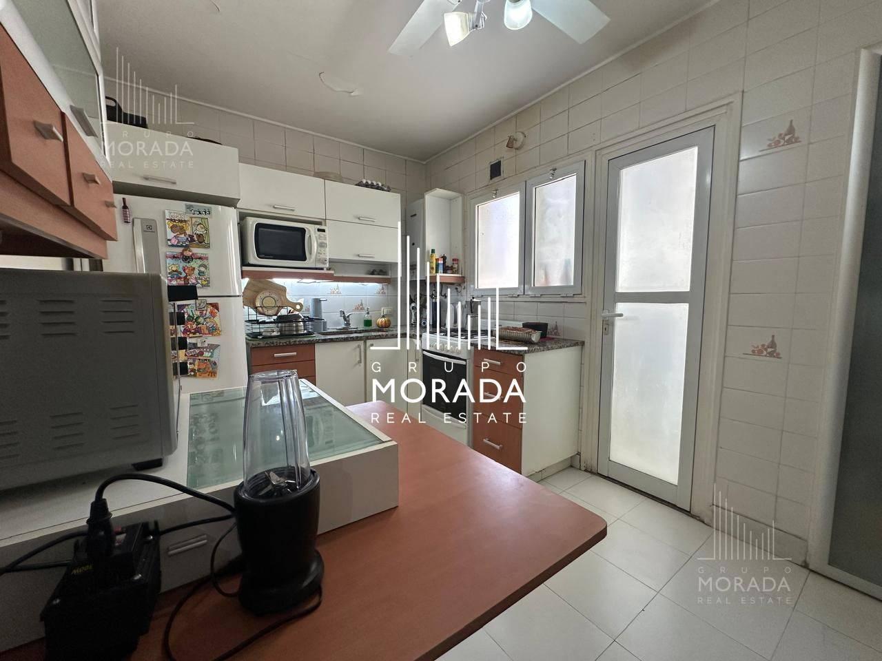 Foto de VENTA Departamento en excelente estado 4 ambientes balcón corrido sobre, imagen 4